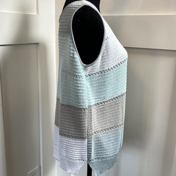 Lightweight sweater tank top - Picture 2 of 6